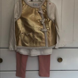 New Fall/Winter Outfit | 24 month Gold, Pink